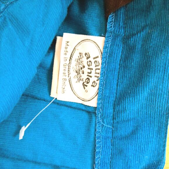 Vintage Laura Ashley women's Corduroy full Pleated Skirt - Picture 3 of 7